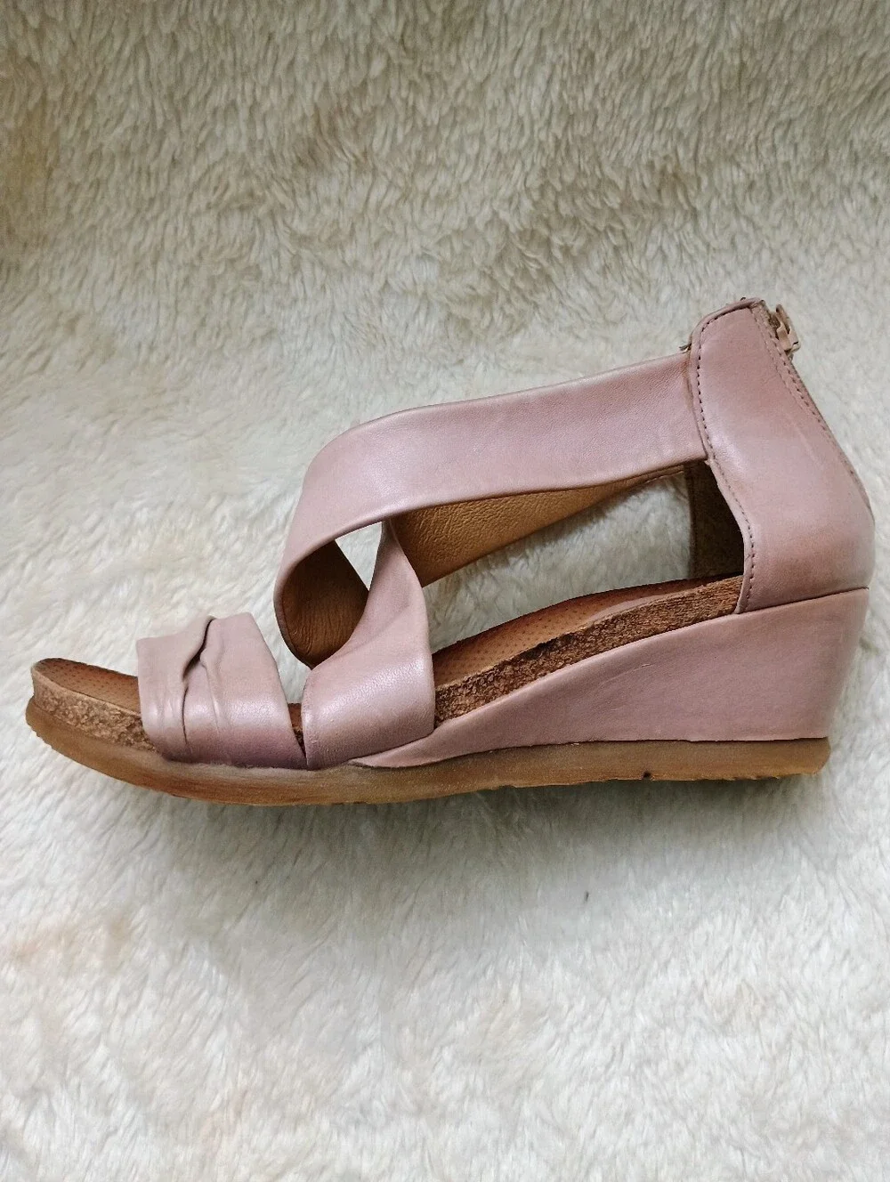 Miz Mooz Molly Dusty Pink Leather Wedge Sandals Size 38